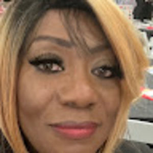 Meet your Posher, Justine